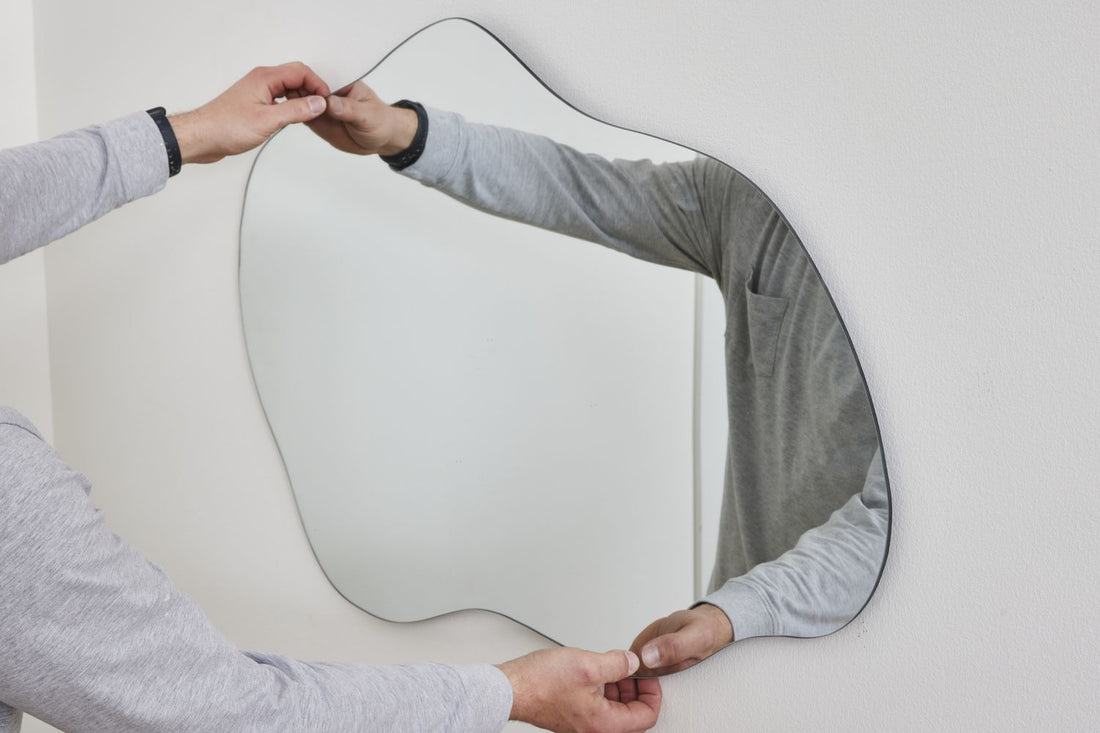 How to Tilt a Mirror Out from a Wall