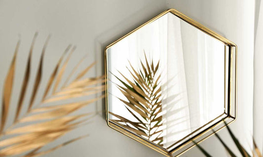 The Future is Bright: Upcoming Trends in LED Mirror Designs