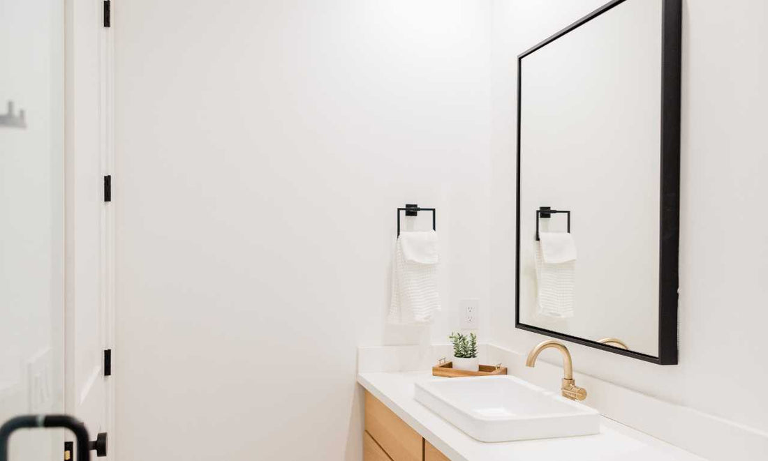 Mix and Match: Coordinating LED Mirrors with Bathroom Fixtures